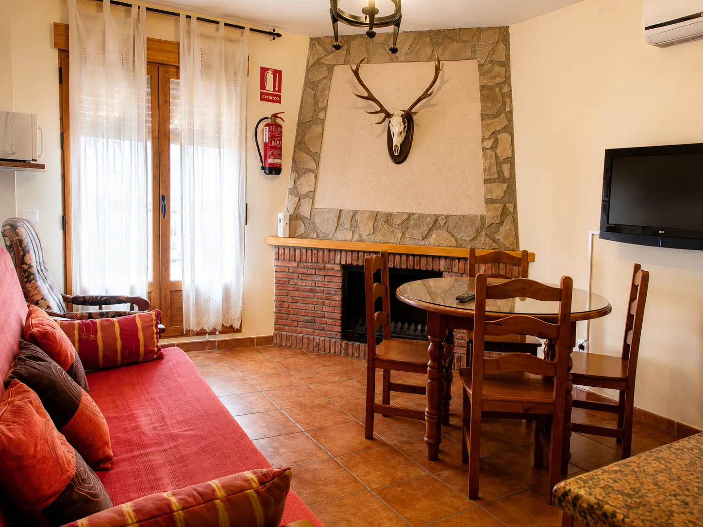 Cocina equipada del alojamiento rural Aguasblanquillas